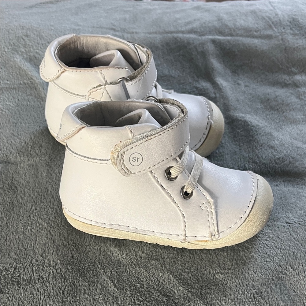 Stride Rite Frankie sneaker